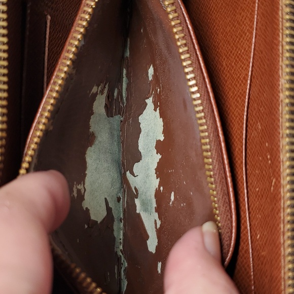 Louis Vuitton wallet - Picture 8 of 8